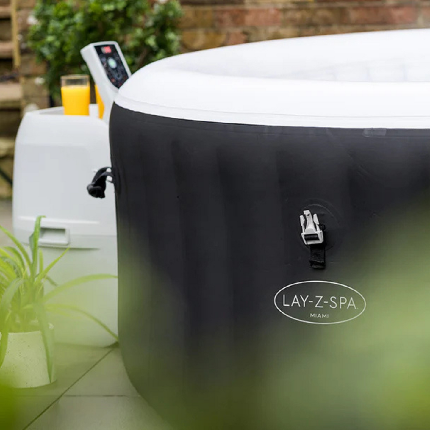 Jacuzzi inflable Lay-Z-Spa® Miami AirJet™ para 2 a 4 personas