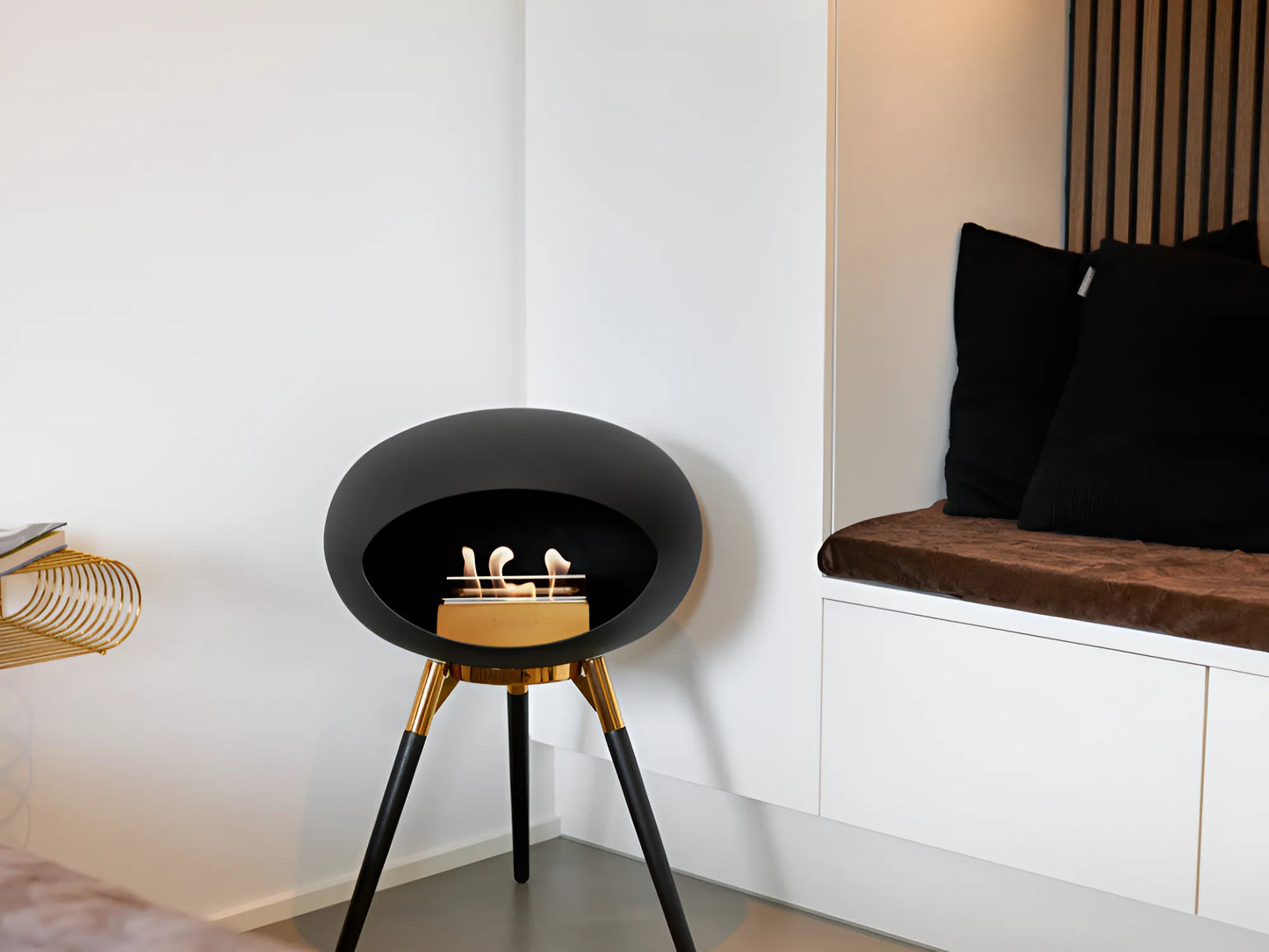 Ground Low Black Bioethanol Fireplace