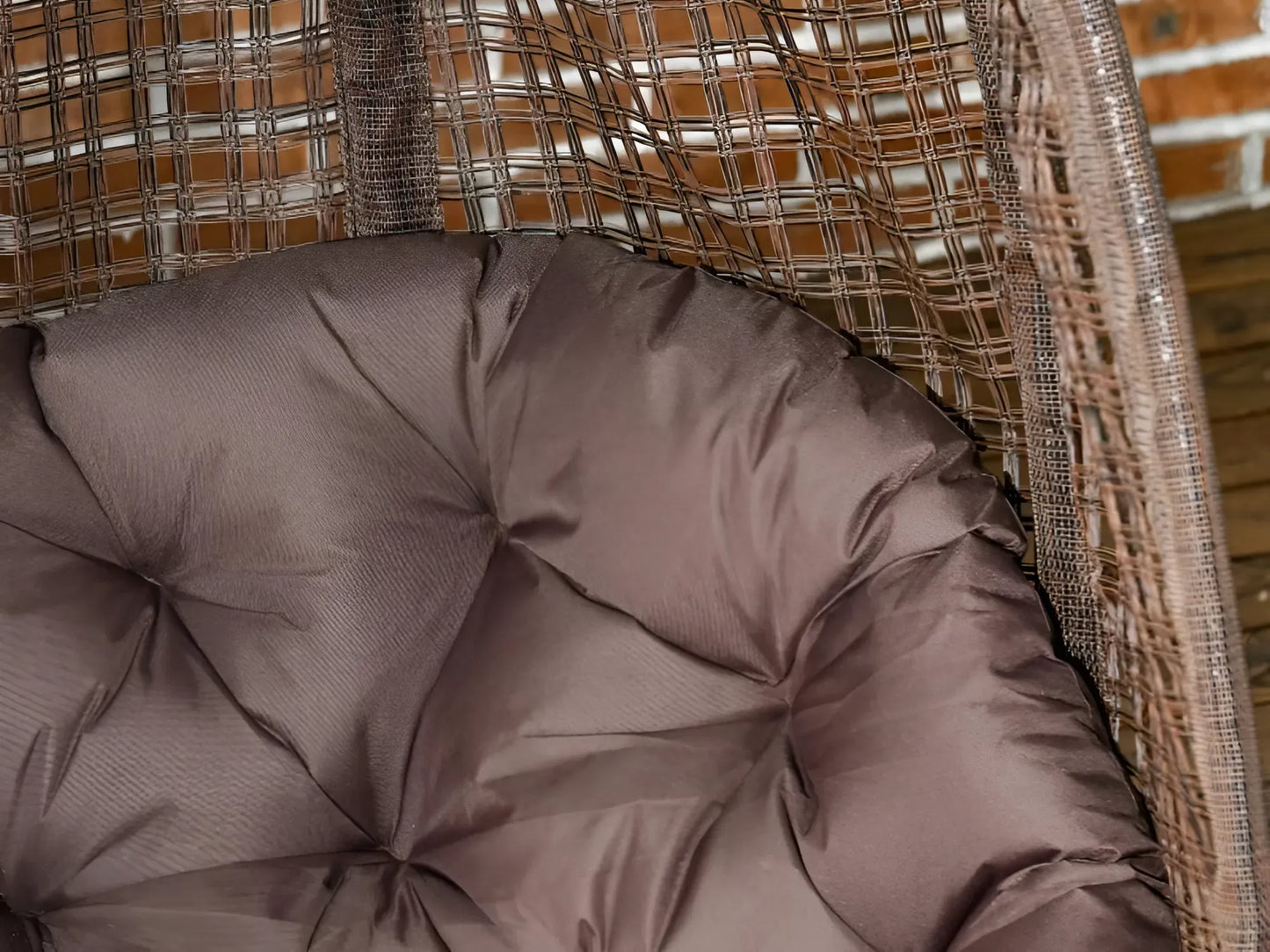 Silla colgante con efecto imitación mimbre para exteriores